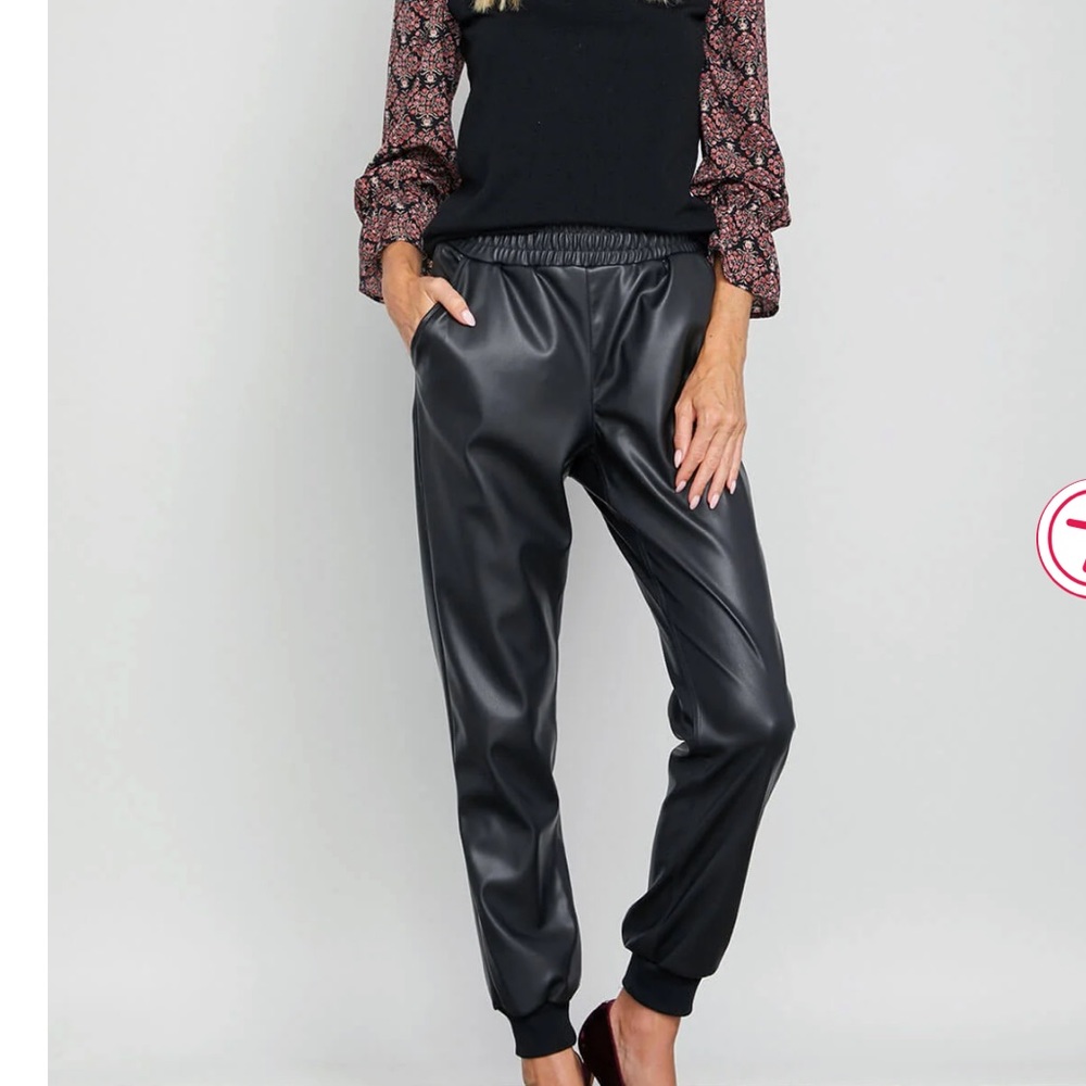 VINTAGE HAVANA vegan leather jogger